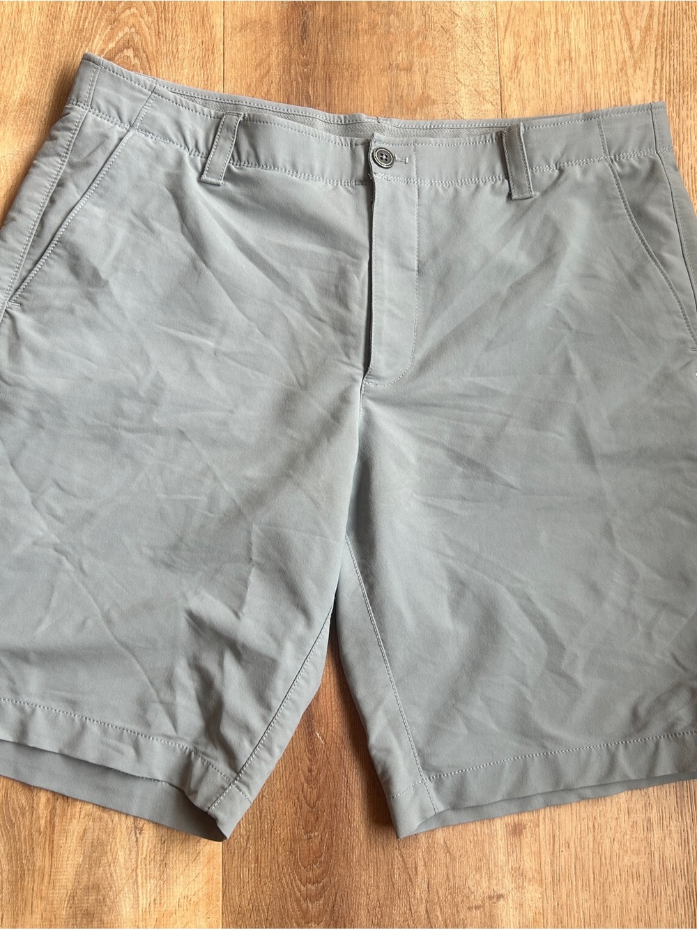 Under Armour Light Gray Flat-Front Performance Shorts